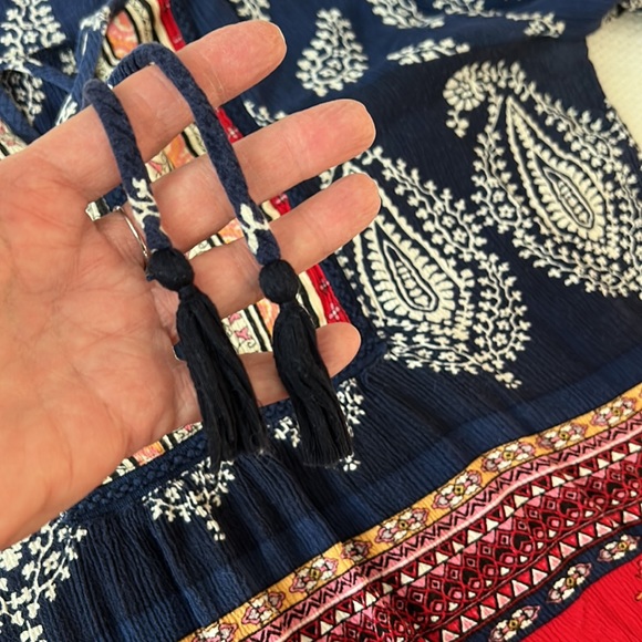 Bila Peasant Top with Tassle Neckline and Bell Cuff Sleeve - Picture 5 of 7